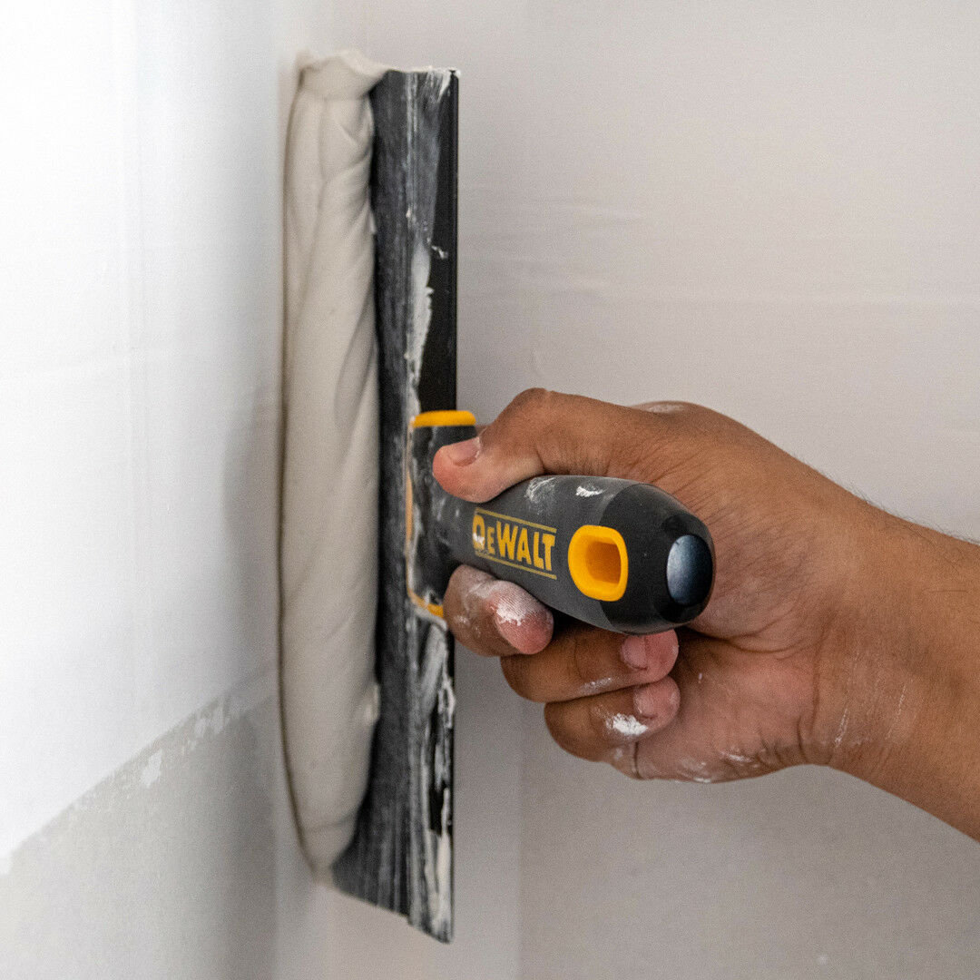 DEWALT Taping Knife 8