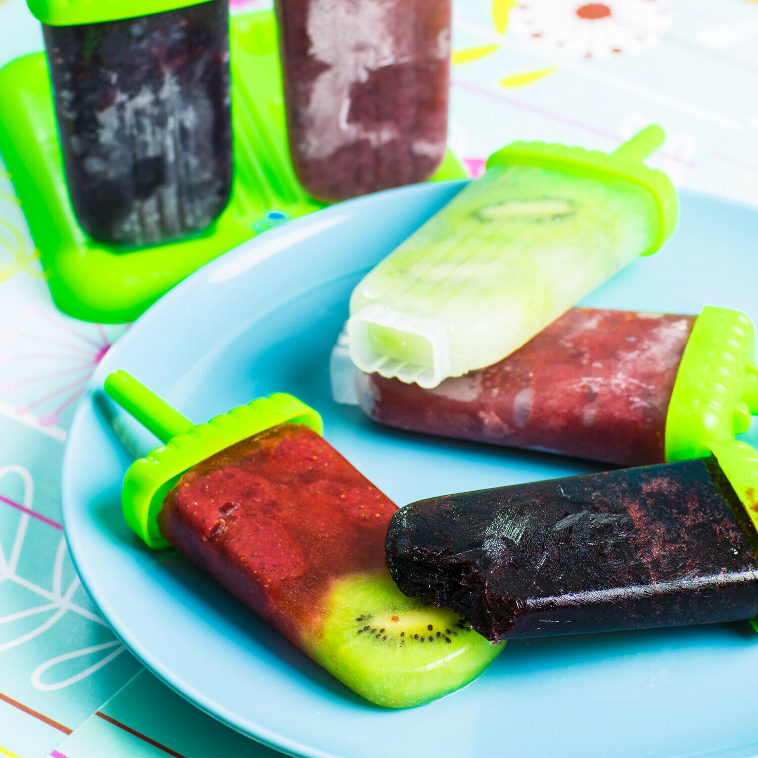 Ice Pop Maker Popsicle Mold Set with Tray and Drip Guard Green Pack of 6 - Fresh Stock Dated December 2025