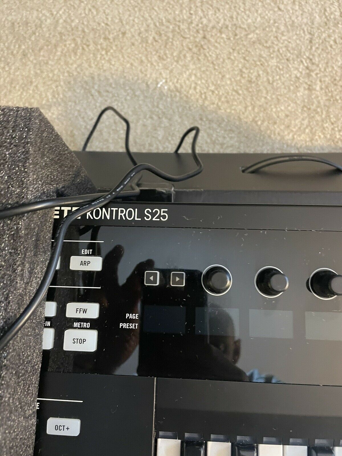 Native Instruments Komplete Kontrol S25 Keyboard Controller Mint! - Fresh Stock Dated February 2026