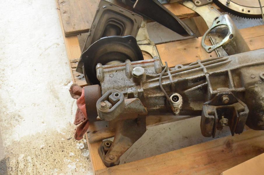 1984-1986 Nissan 300ZX Z31 2+0 Manual 5 Speed Transmission Swap Kit Assembly - Fresh Stock Dated December 2025