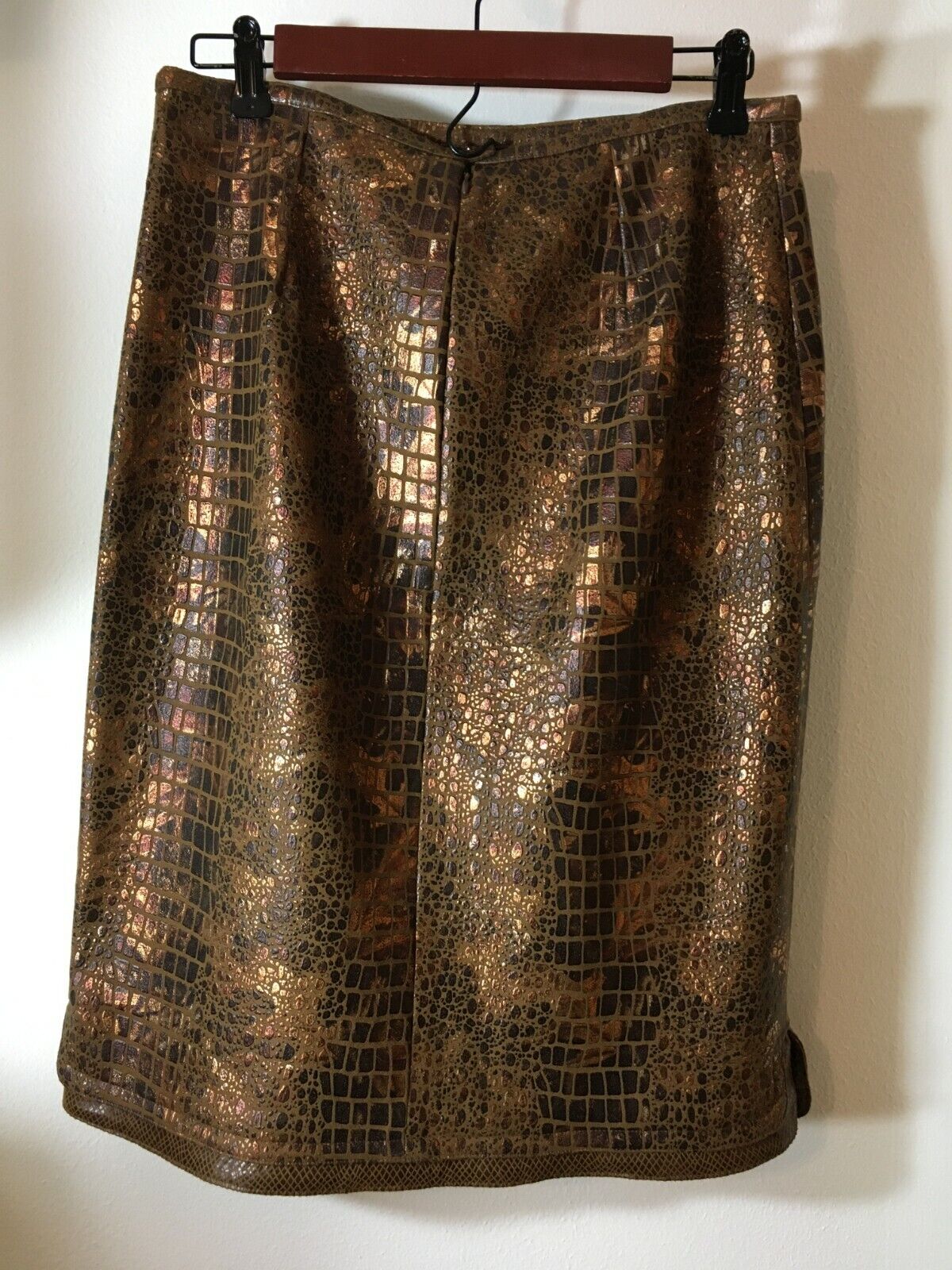 Vintage Vera Cristina Size 6 Skirt Bronze Metallic Faux Leather Polyester  SK4 - Fresh Stock Dated March 2026