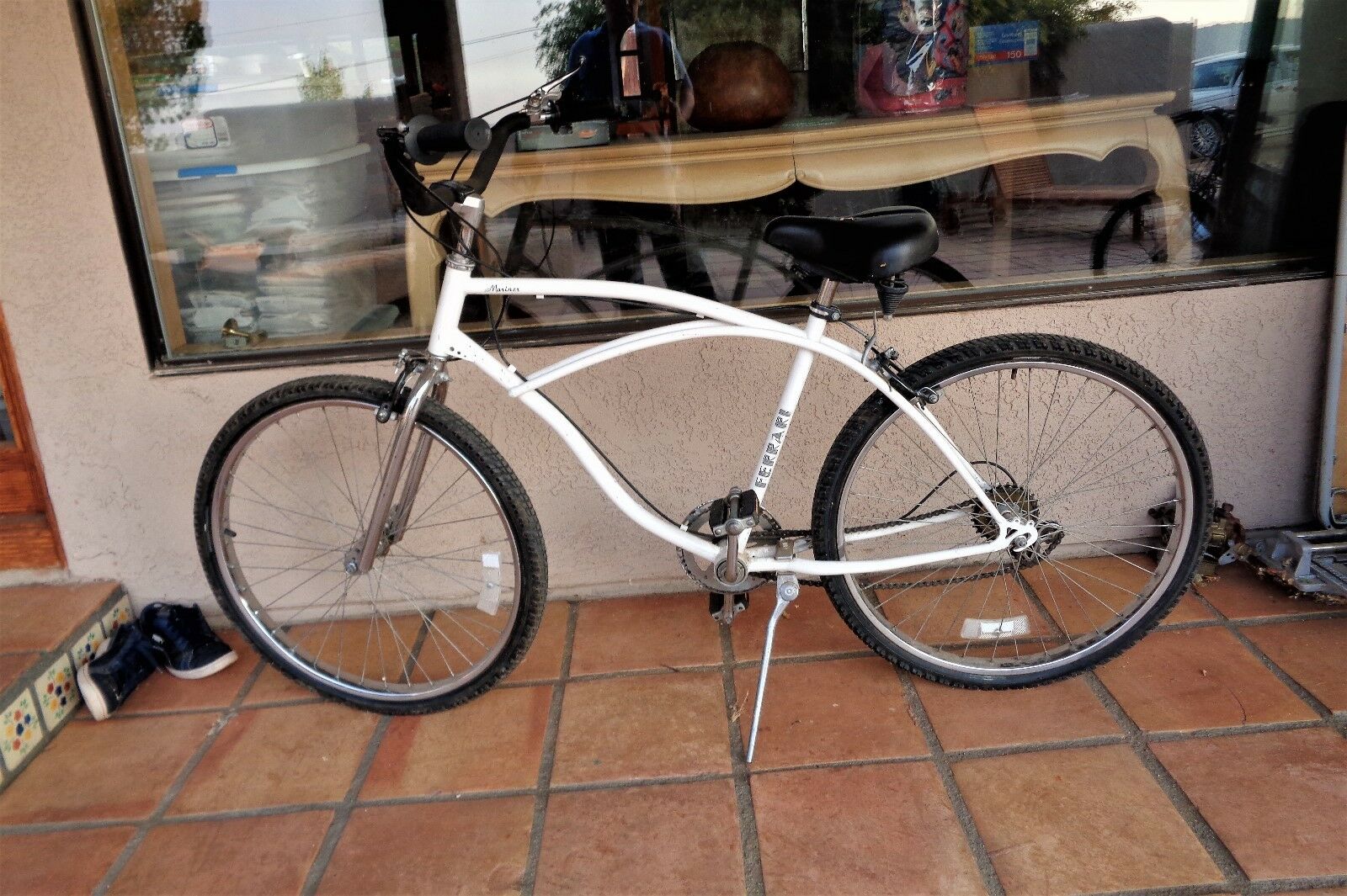 Ferrari Mariner  beach bike White  cruiser L@@K - Fresh Stock Dated February 2026
