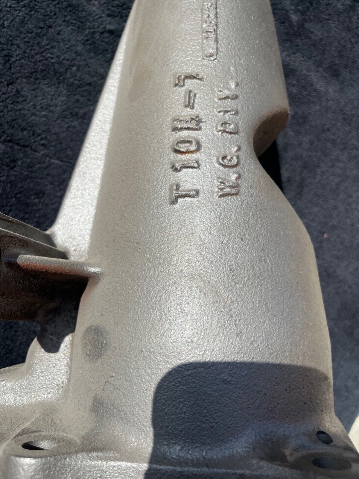 1962-1966 Ford Fairlane Borg Warner T10 4 Speed Tailhousing T10H-7 Tailshaft - Fresh Stock Dated February 2026
