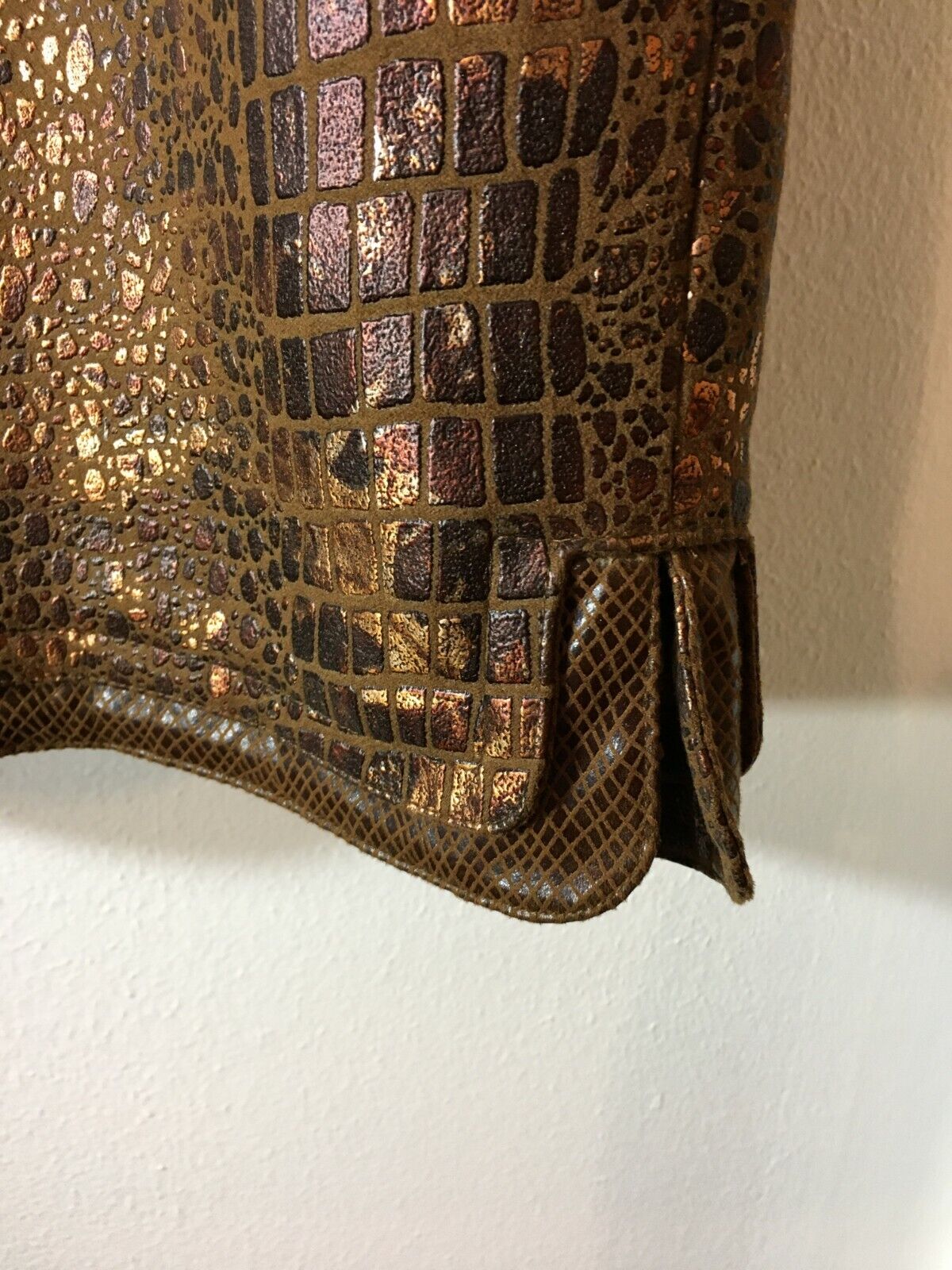 Vintage Vera Cristina Size 6 Skirt Bronze Metallic Faux Leather Polyester  SK4 - Fresh Stock Dated March 2026