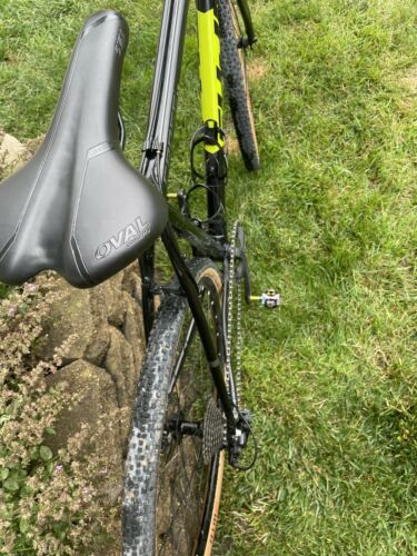 Fuji Cross 2.0 LE Series Gravel Cyclocross Road Bike 58 cm - Fresh Stock Dated February 2026