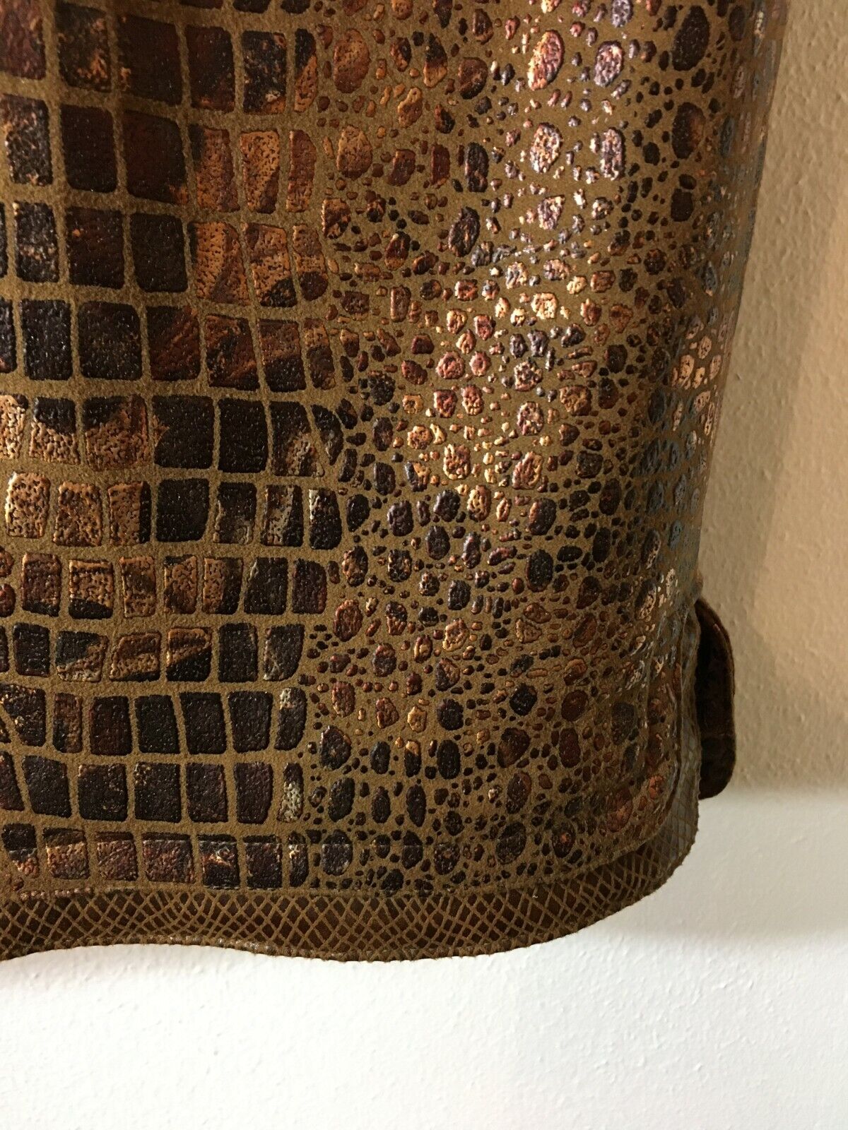 Vintage Vera Cristina Size 6 Skirt Bronze Metallic Faux Leather Polyester  SK4 - Fresh Stock Dated March 2026