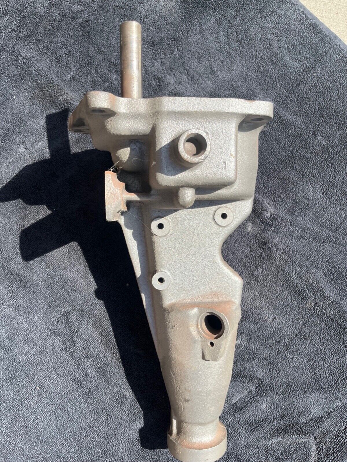 1962-1966 Ford Fairlane Borg Warner T10 4 Speed Tailhousing T10H-7 Tailshaft - Fresh Stock Dated February 2026