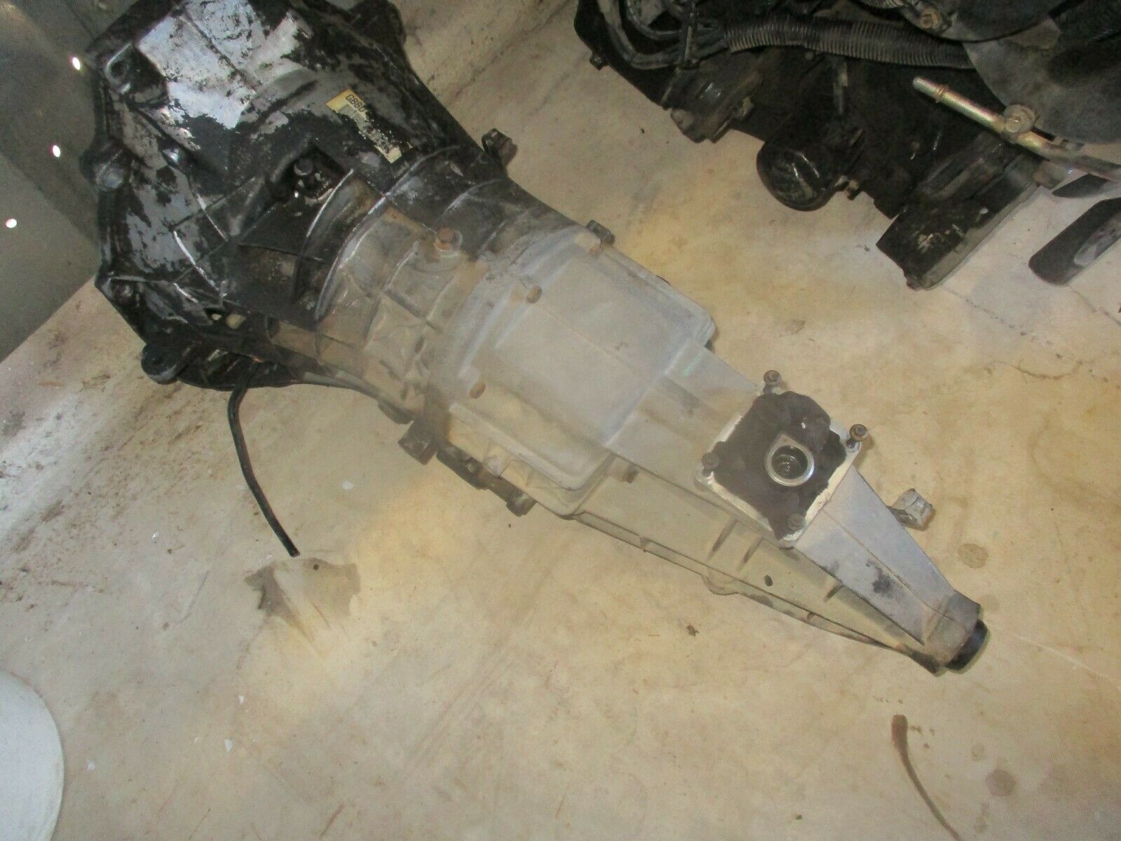 96 97 98 99 ISUZU HOMBRE and S10 S15 SONOMA 2.2 * 5 speed MANUAL TRANSMISSION * - Fresh Stock Dated December 2025