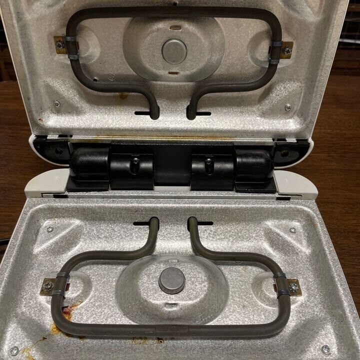 IRIS OHYAMA Multi-sand maker (Waffle Hot sandwich Donut Panini) PMS-704P-W AC100 - Fresh Stock Dated February 2026