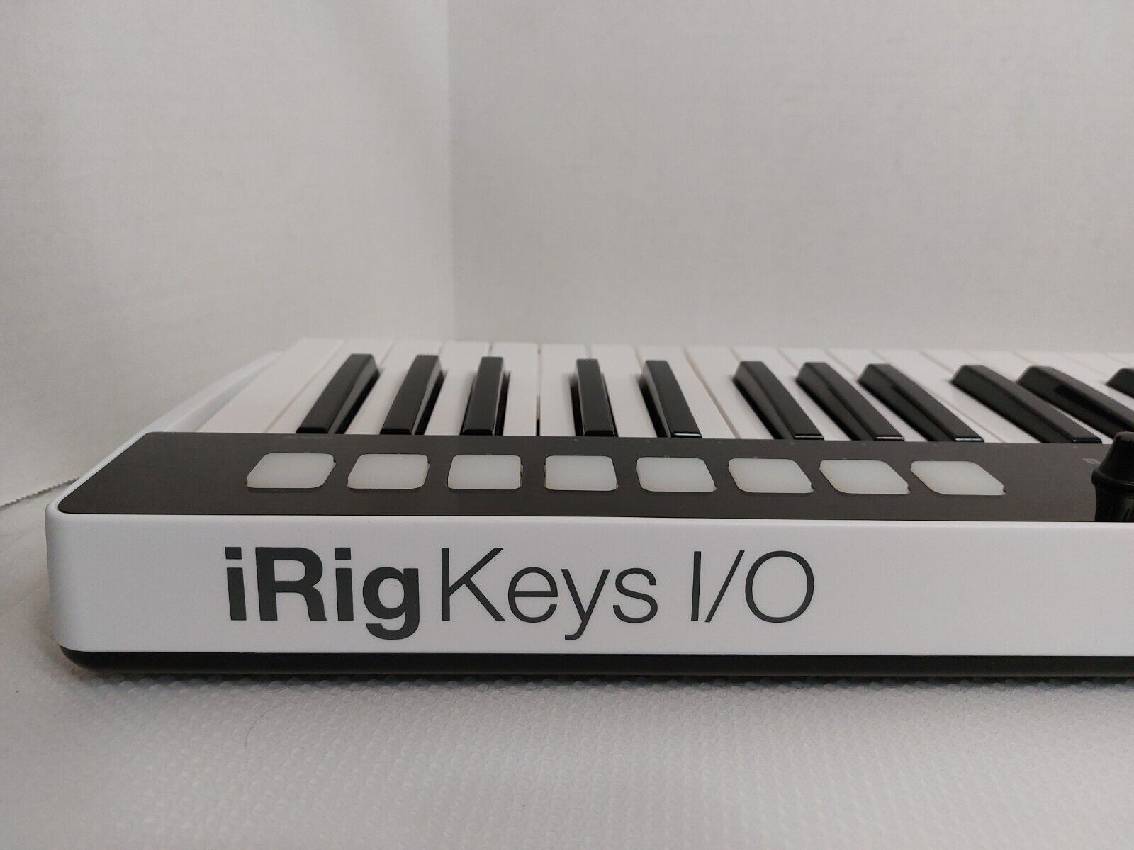 IK Multimedia iRig Keys I/O 49, Keyboard USB for use w/Computer, iPhone or iPad - Fresh Stock Dated February 2026