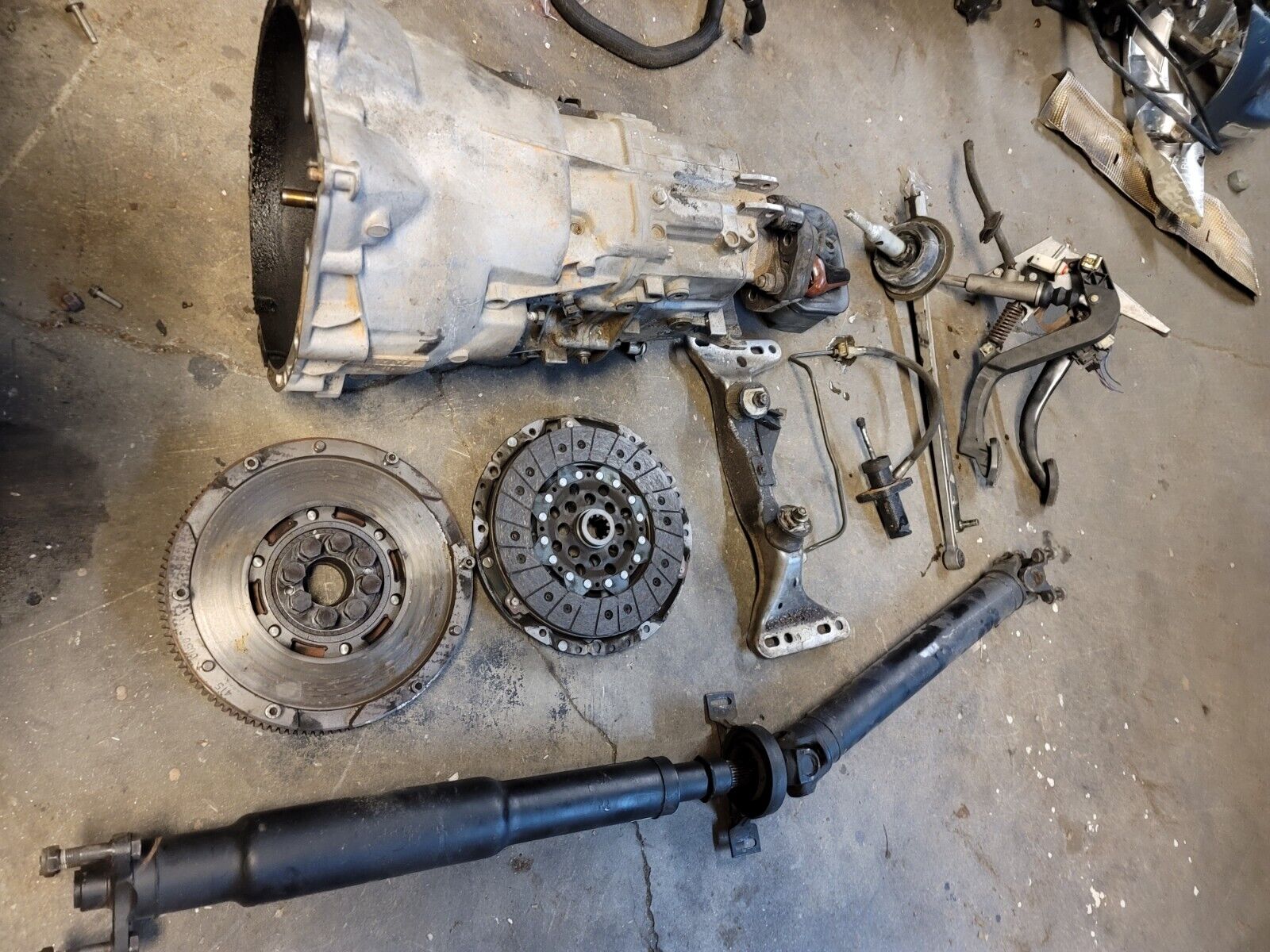 BMW Z3 E36 3 SERIES ZF MANUAL TRANSMISSION 5 SPEED COMPLETE MANUAL SWAP OEM - Fresh Stock Dated February 2026