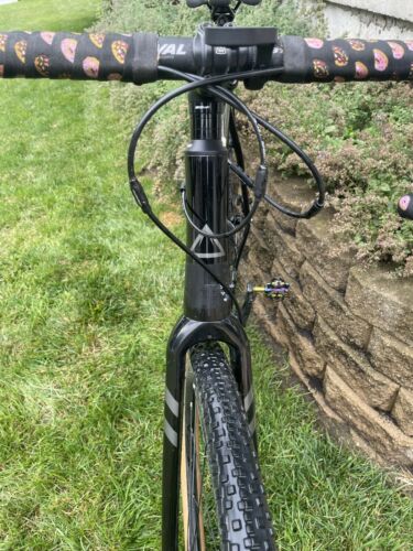 Fuji Cross 2.0 LE Series Gravel Cyclocross Road Bike 58 cm - Fresh Stock Dated February 2026