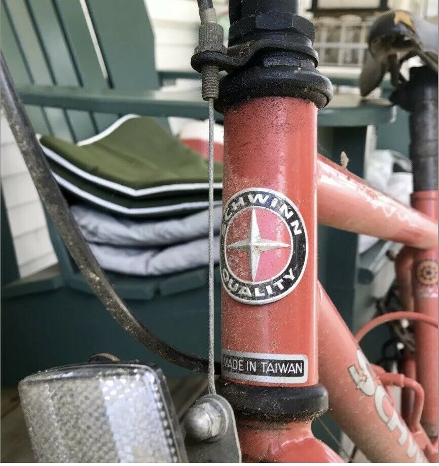 SCHWINN CHILD MOUNTAIN BIKE - Fresh Stock Dated February 2026