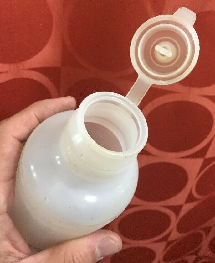 NOS Vintage 1984 Specialized USA CAMPAGNOLO TECHNOLOGY TO WIN Bidon WATER BOTTLE - Fresh Stock Dated December 2025