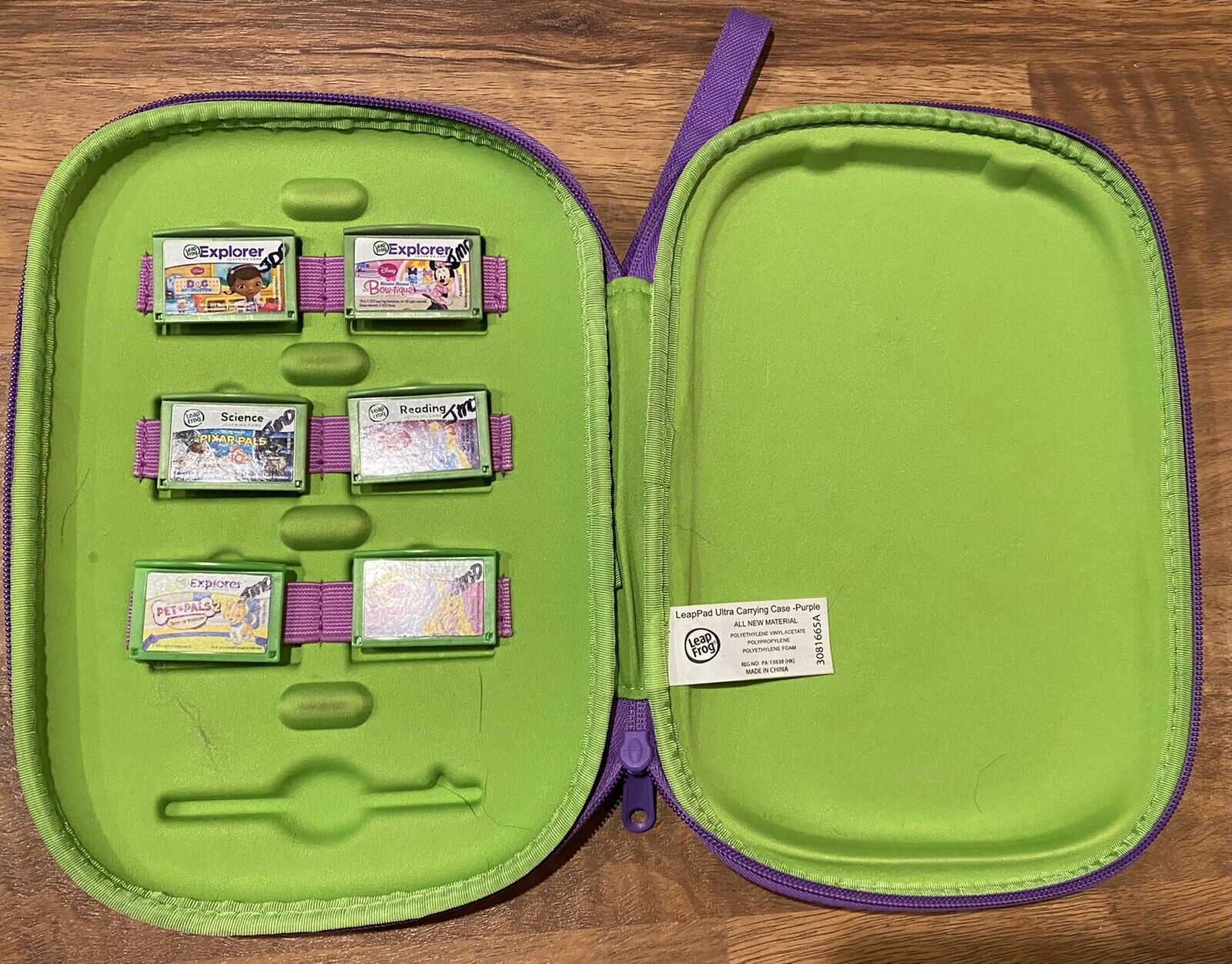 LeapPad Ultra Carrying Case - Purple w/6 Catridges - Fresh Stock Dated February 2026