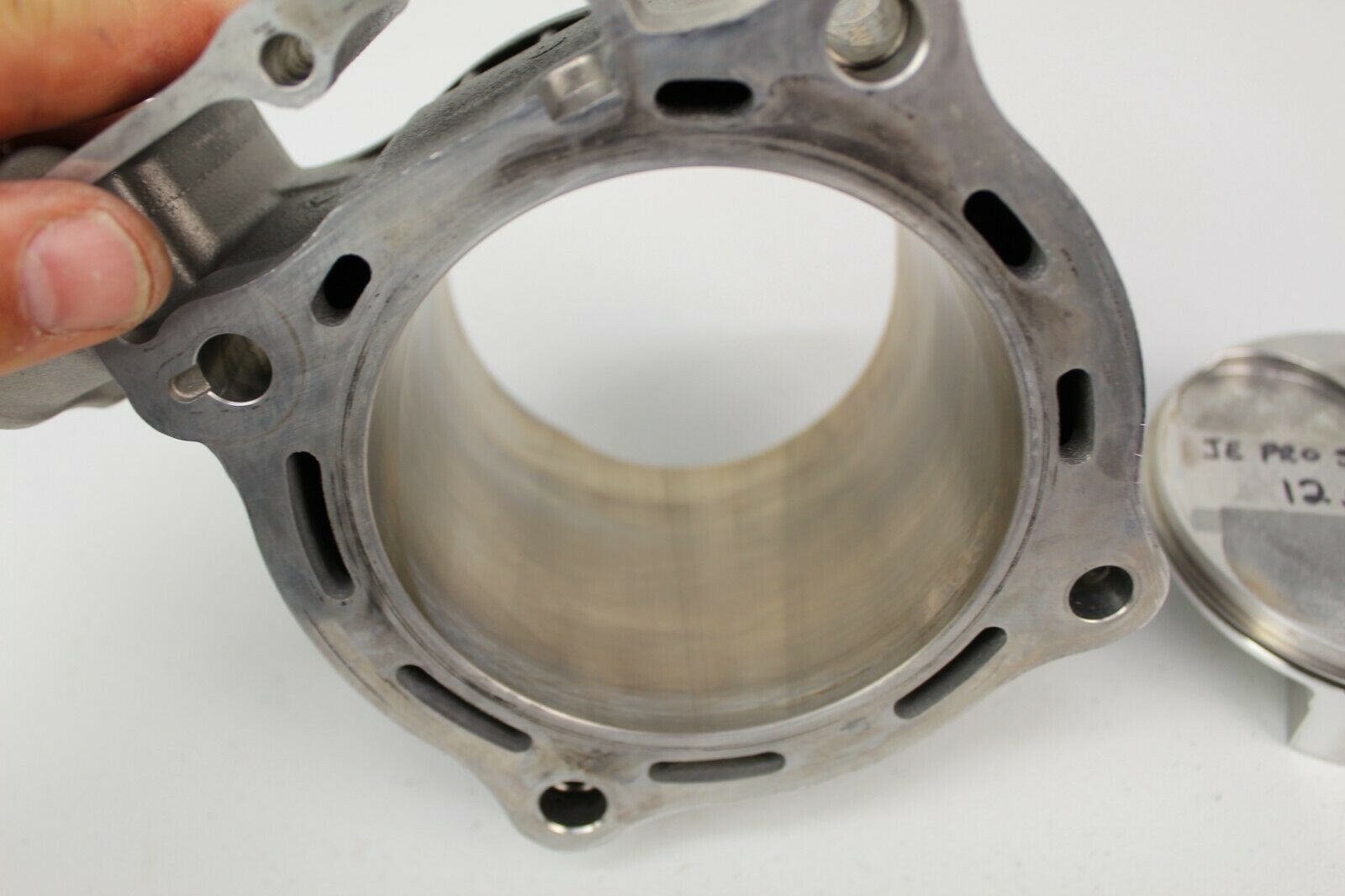 2009 CRF450R OEM Cylinder 12100-MEN-A50 JE Piston 12.5:1 CRF450 CRF 450 09 - 16 - Fresh Stock Dated February 2026