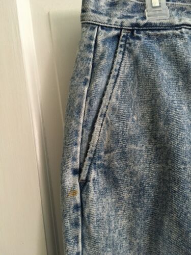 1980's VINTAGE Acid Wash High Waist Bow Back Denim Skirt Stefano Sportswear 24W - Fresh Stock Dated February 2026