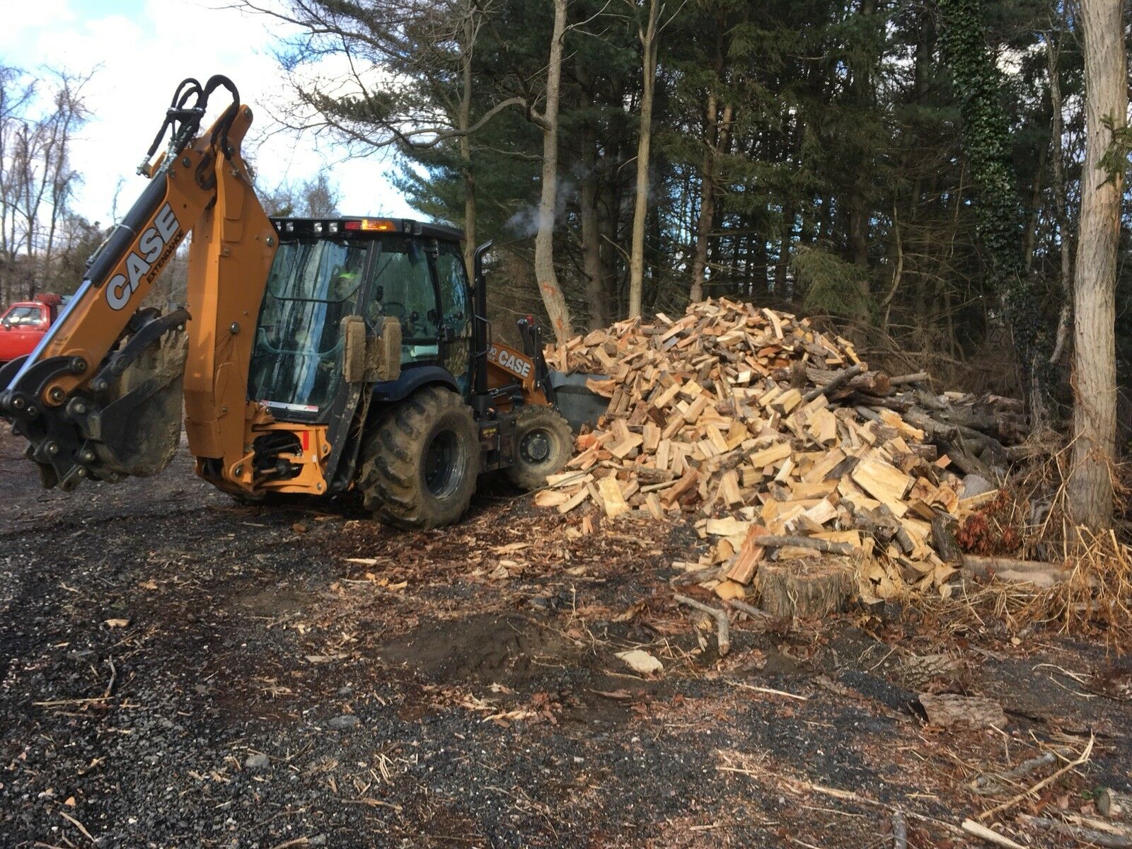 split seasoned firewood  all premium hardwood  MOVING SELL.. MUST SELL ALL Cheap - Fresh Stock Dated December 2025