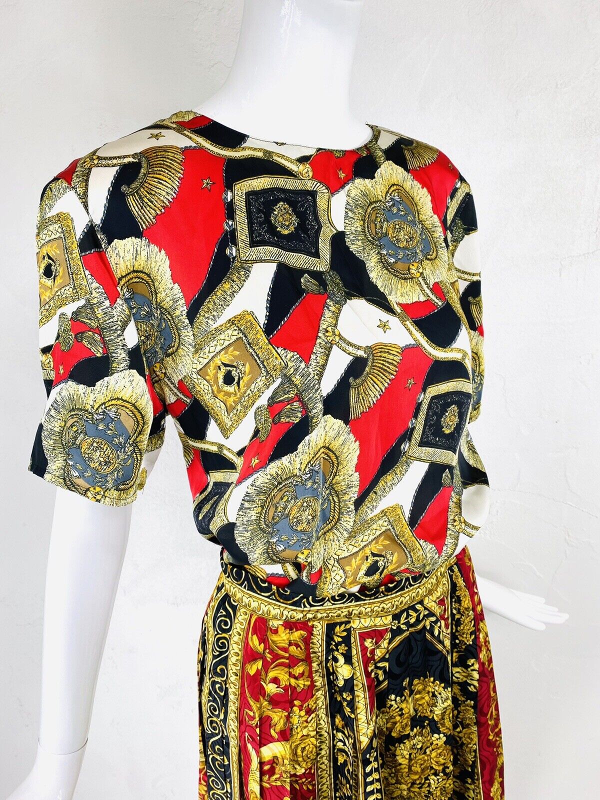 EPIC! Vintage OLEG CASSINI & TESS Baroque Red Gold Pleated Skirt & Top Set, M - Fresh Stock Dated March 2026