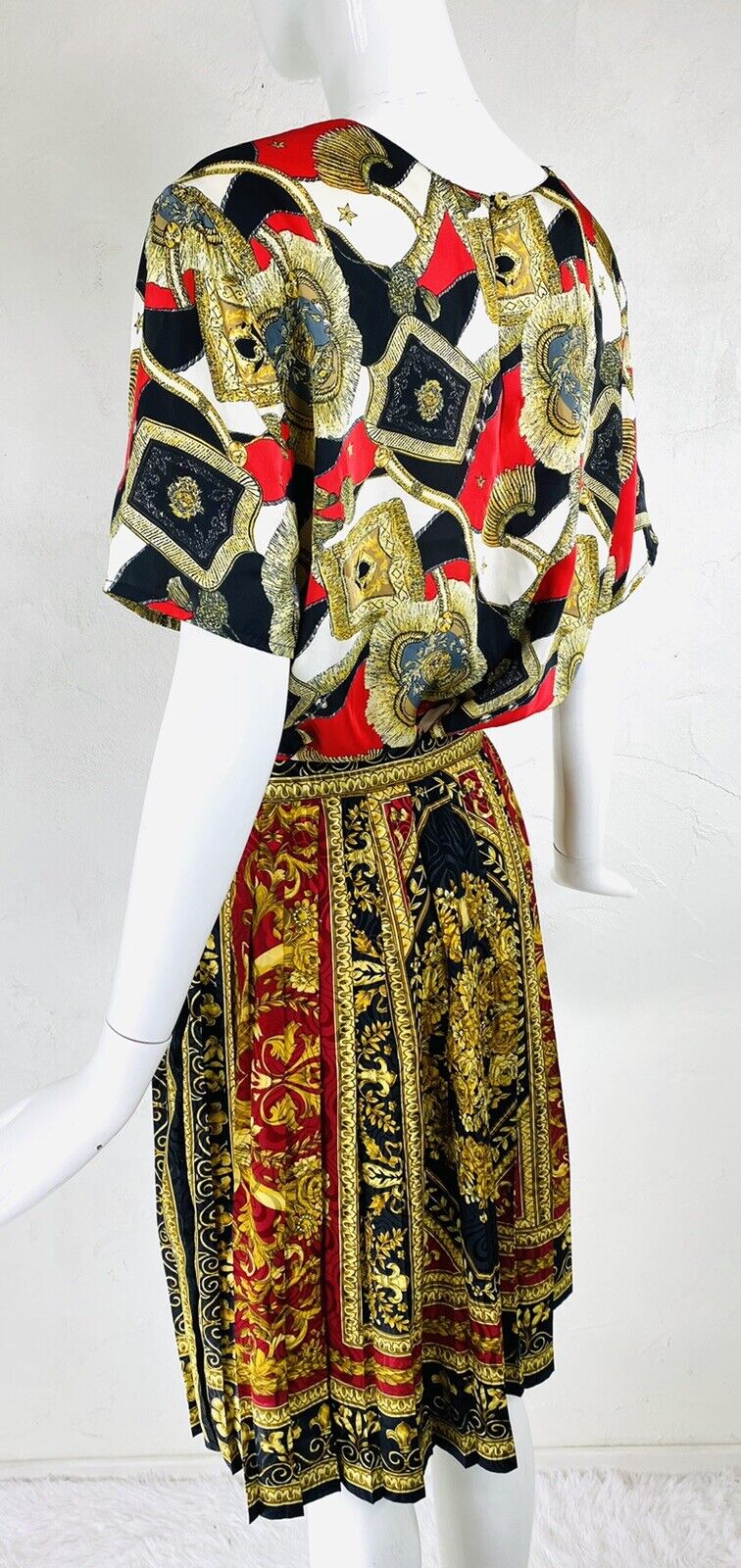 EPIC! Vintage OLEG CASSINI & TESS Baroque Red Gold Pleated Skirt & Top Set, M - Fresh Stock Dated March 2026