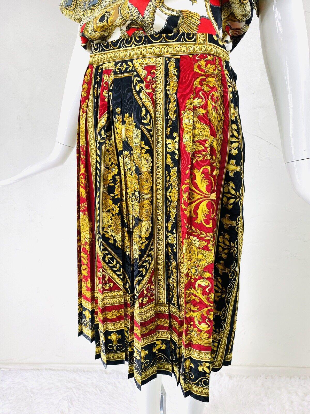 EPIC! Vintage OLEG CASSINI & TESS Baroque Red Gold Pleated Skirt & Top Set, M - Fresh Stock Dated March 2026