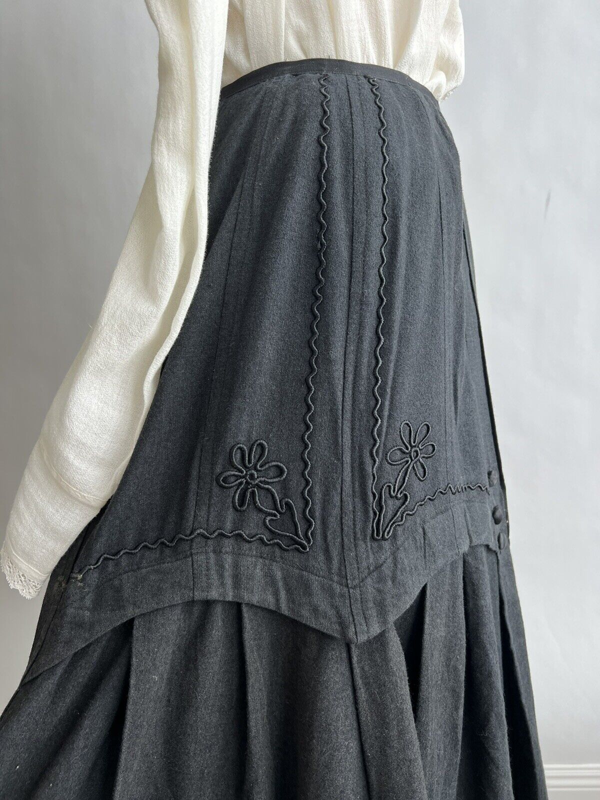 Unique Vintage Antique Early 1900s Cotton Flannel Embroidered Skirt XS S - Fresh Stock Dated March 2026