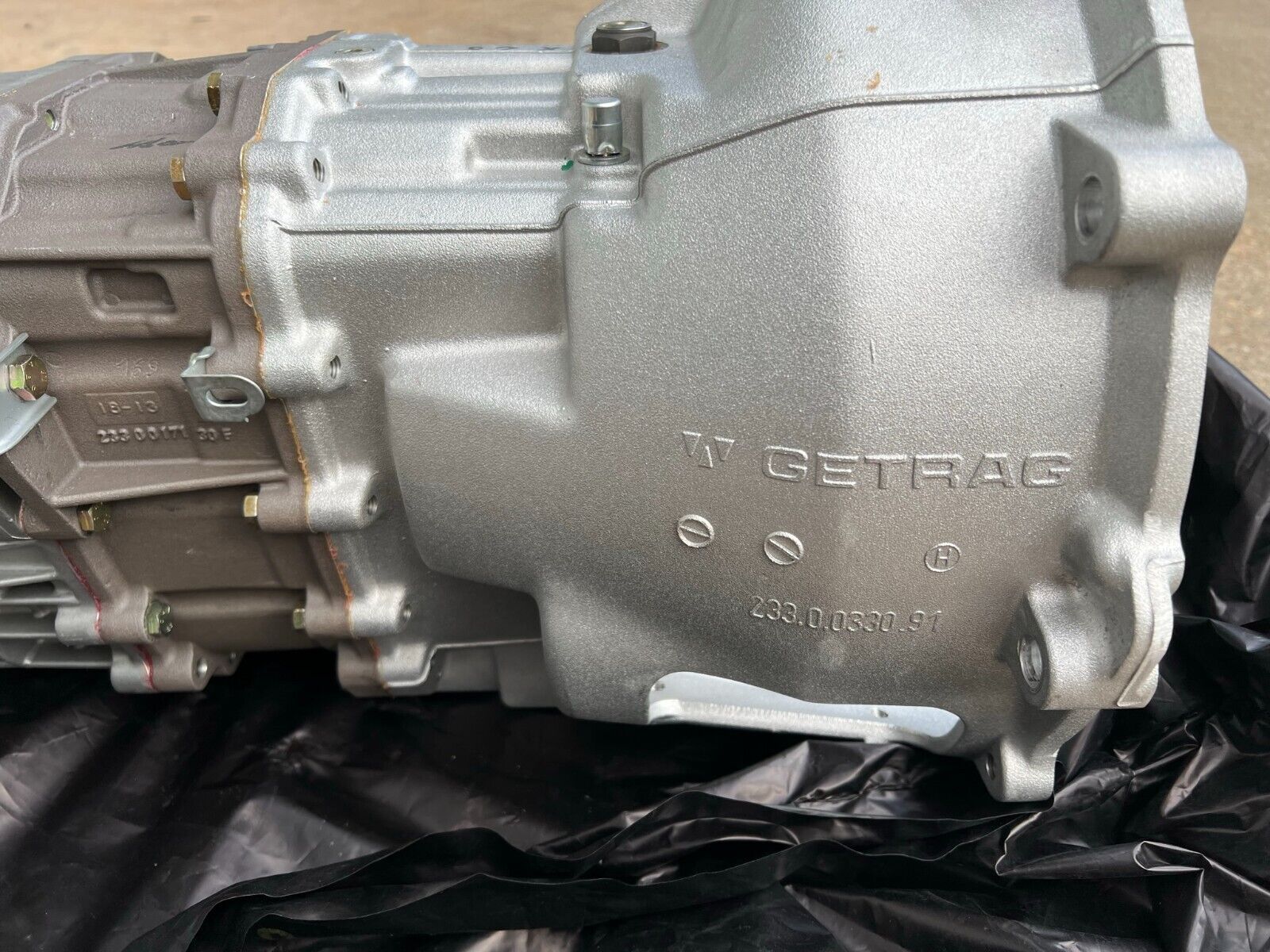 1993-1998 Toyota Supra 2jzgte V160 6 speed transmission NEW IN BOX 33030-0W212 - Fresh Stock Dated February 2026