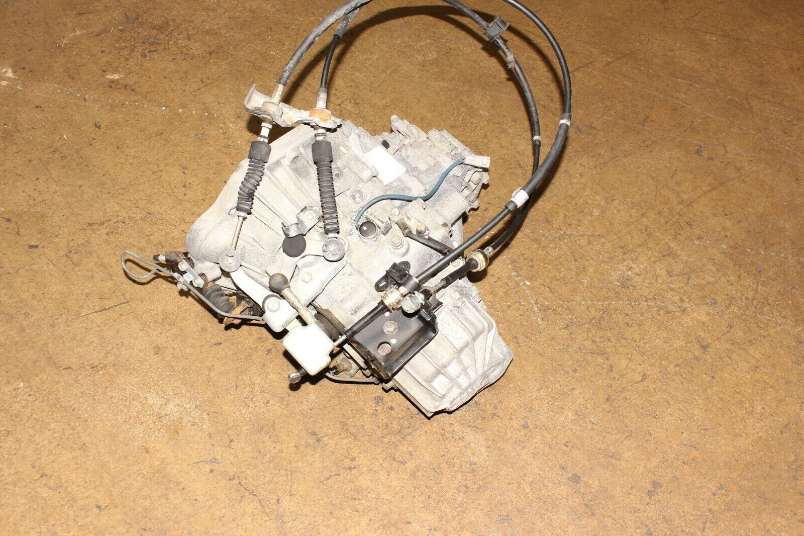 JDM 2ZZ-GE 2000-2005 TOYOTA CELICA GTS 1.8L 6 SPEED MANUAL TRANSMISSION - Fresh Stock Dated December 2025