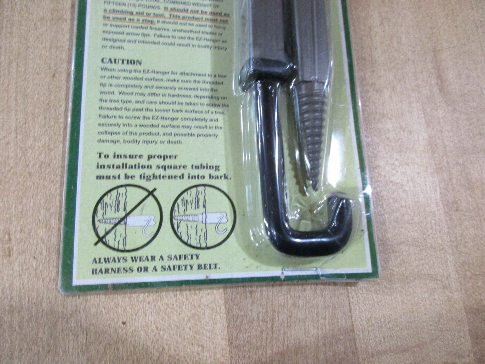 Realtree EZ Hanger Bow Hanger New IN Package. - Fresh Stock Dated December 2025