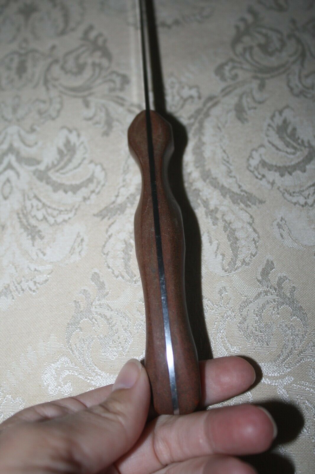 Vintage CUTCO Bread Slicing KNIFE No 24 Brown Handle 9.5