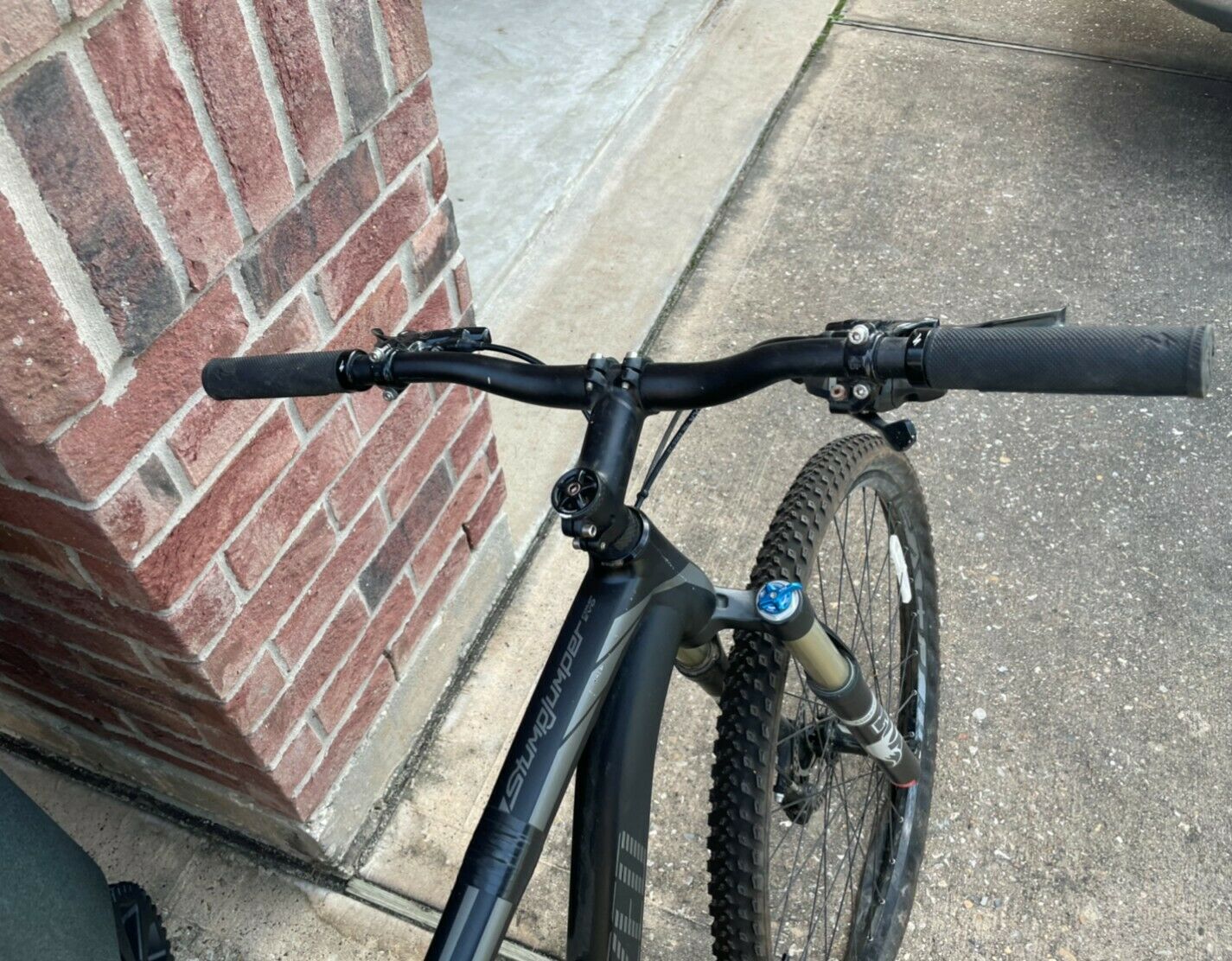 Specialized - Stumpjumper Evo - Fresh Stock Dated February 2026