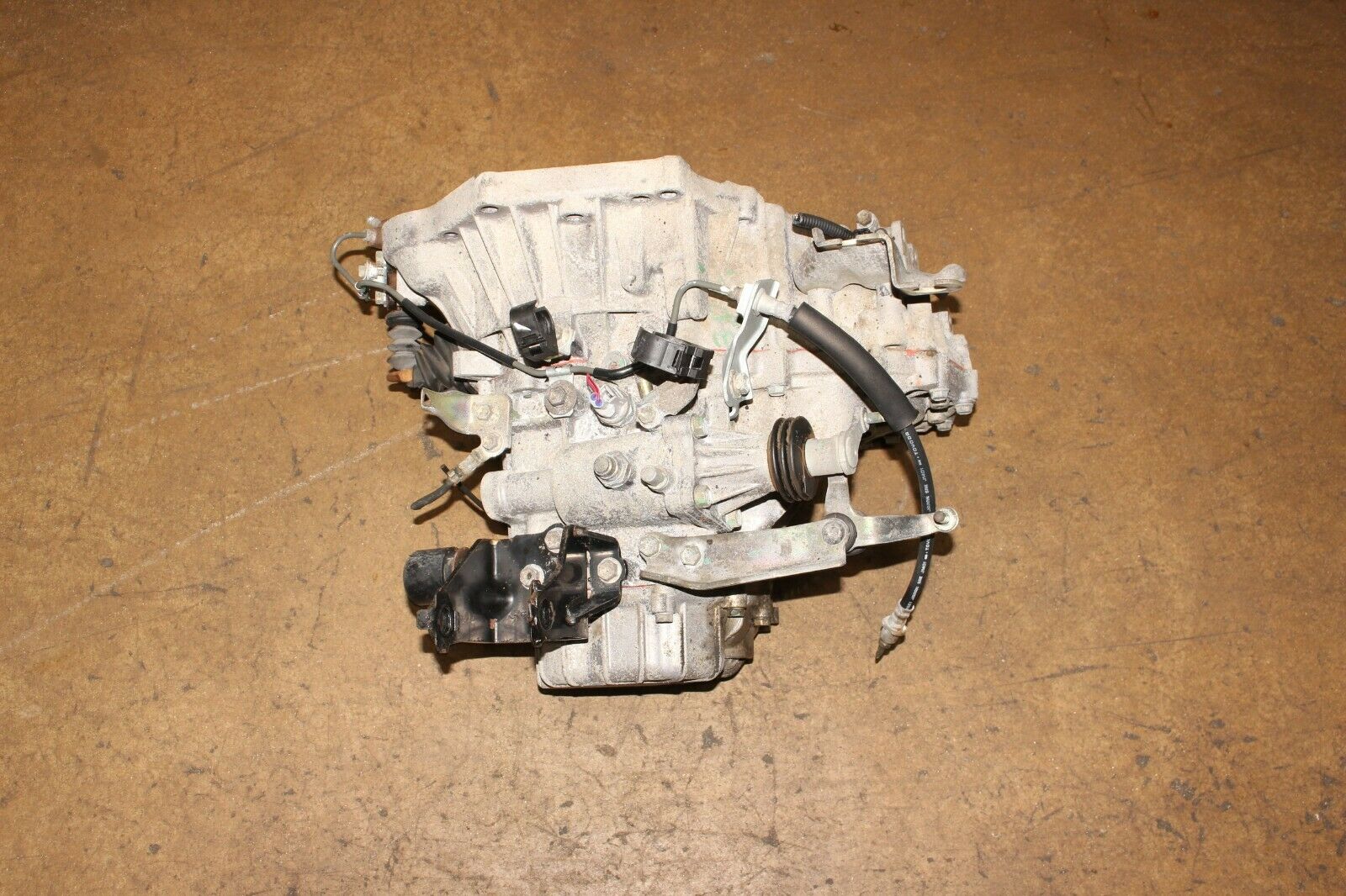 2003-2008 TOYOTA MATRIX COROLLA VIBE 5 SPEED MANUAL TRANSMISSION JDM 1ZZ-FE 1.8L - Fresh Stock Dated December 2025