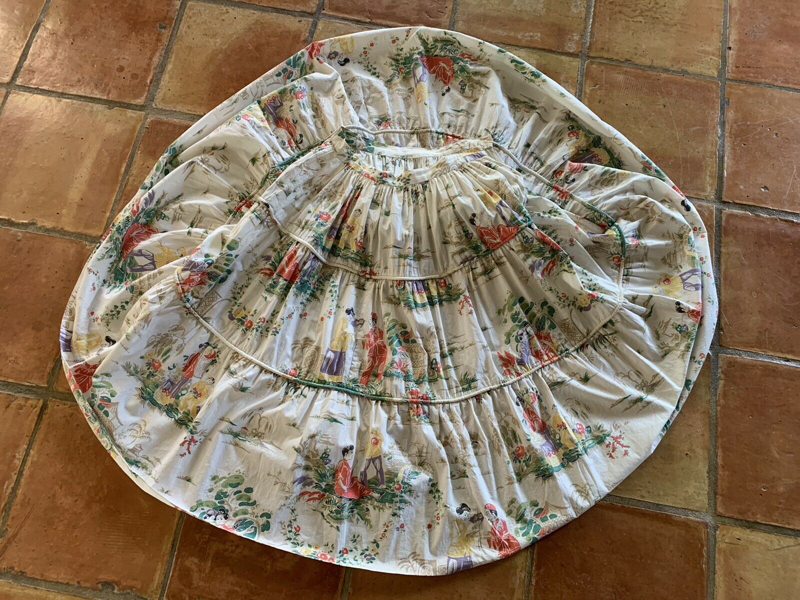 50s NOVELTY PRINT SKIRT Chinese Print Figural Floral Palm Tree Hawaiian Mod VTG - Fresh Stock Dated February 2026