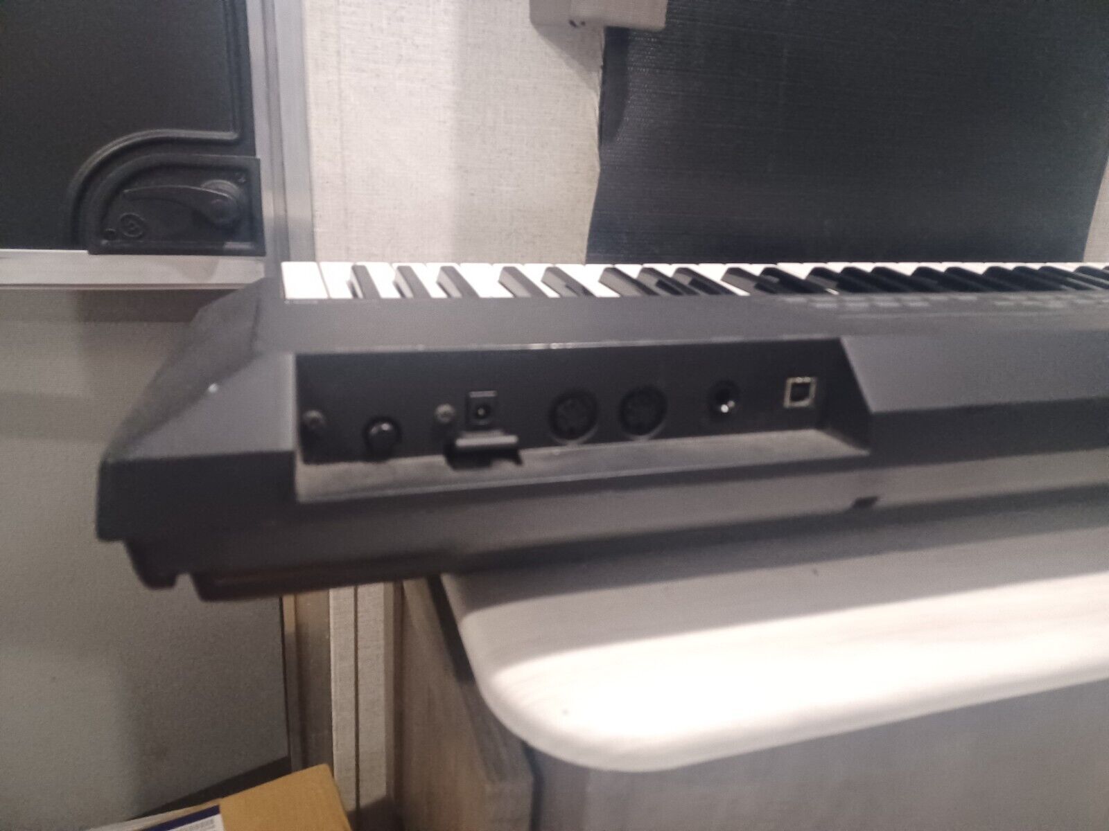 YAMAHA KX-61 61-Key USB Studio Controller Keyboard  (Best synth action) - Fresh Stock Dated February 2026