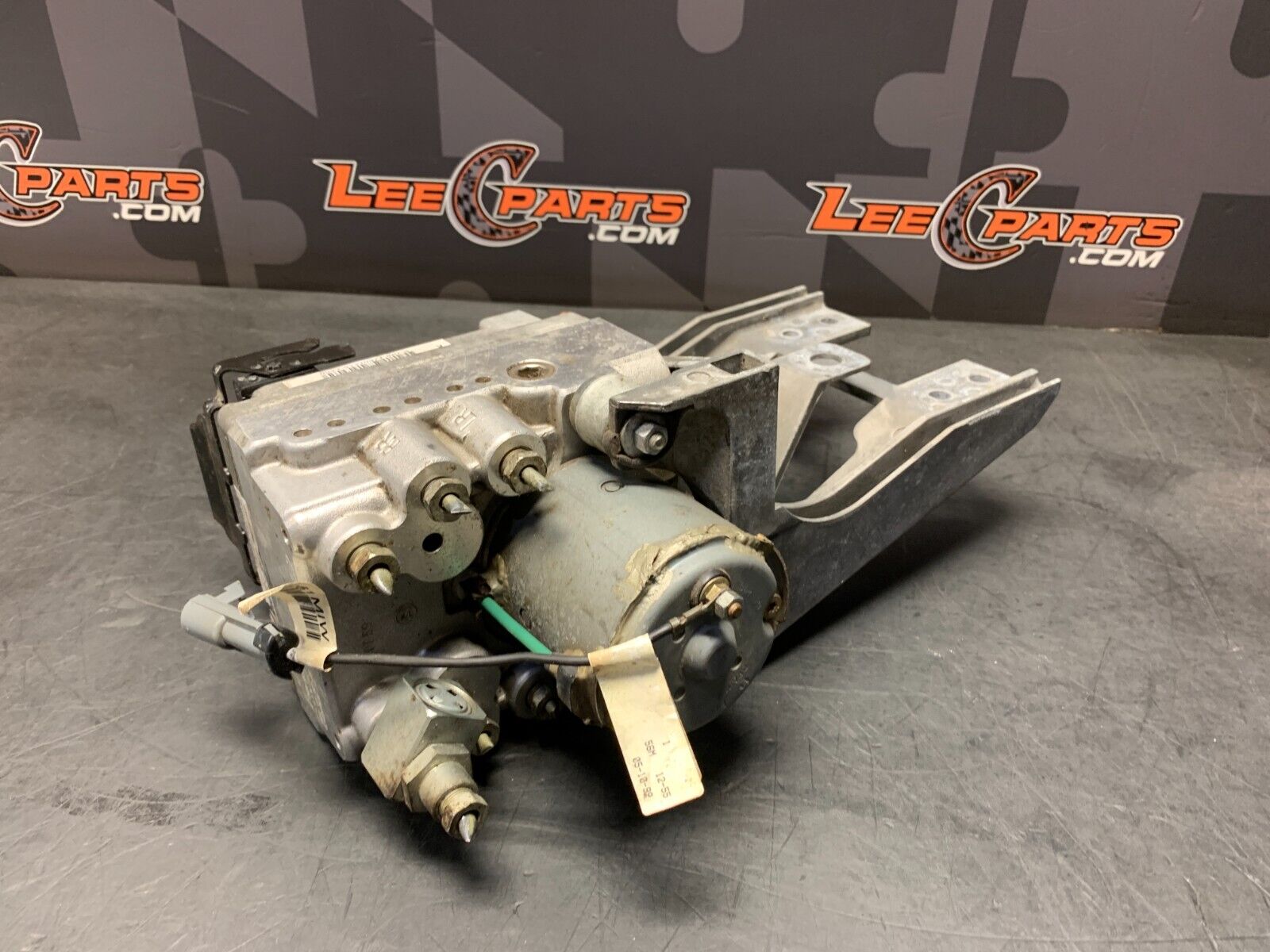 1999 CORVETTE C5 FRC OEM 09360921 ABS ANTI LOCK BRAKE PUMP MODULE V CODE **READ* - Fresh Stock Dated February 2026
