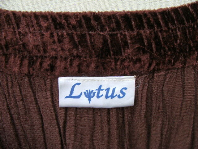 womens vintage M/L brown crushed velvet broomstick maxi skirt - Fresh Stock Dated February 2026