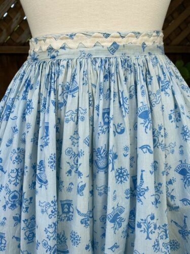 vintage 1950s blue novelty print cotton full skirt m - Fresh Stock Dated December 2025