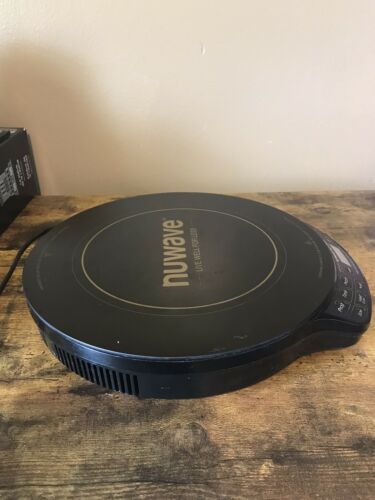 NuWave 30211 Induction Cooktop GOLD - Fresh Stock Dated December 2025