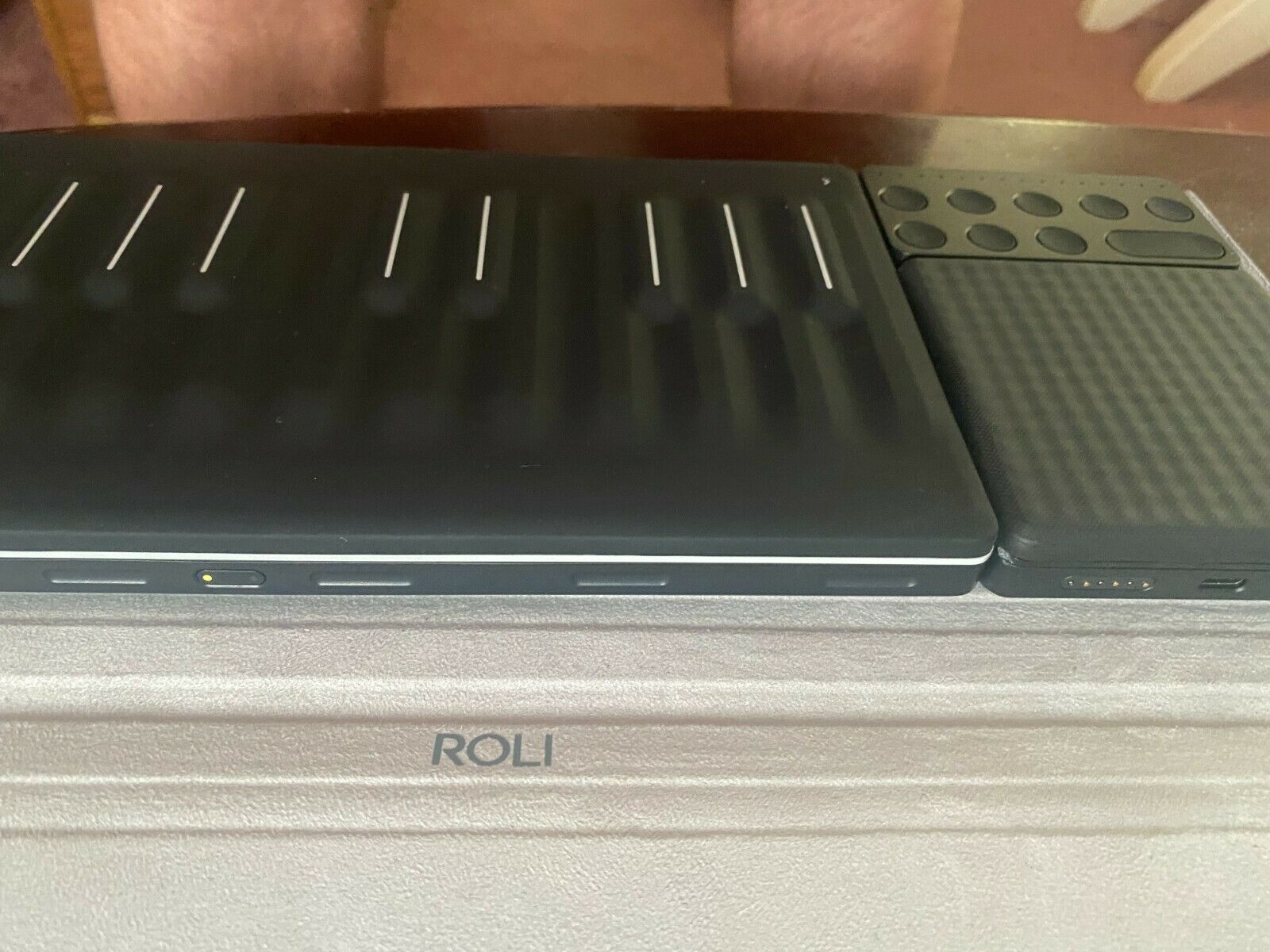 BEARLY USED ROLI BLOCK 22 KEY SEABOARD Live Block and Lightblock with case - Fresh Stock Dated December 2025