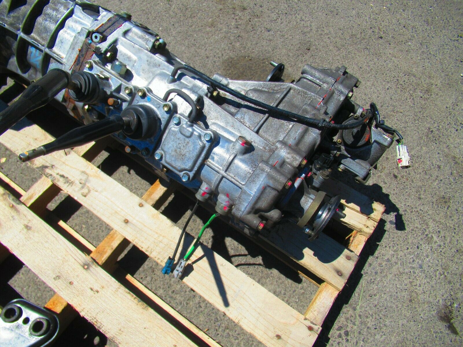 TOYOTA TACOMA HILUX SURF 2.4L DIESEL 2L-TE 2L 4X4 GEARBOX TRANSMISSION 2LTE 2L - Fresh Stock Dated February 2026