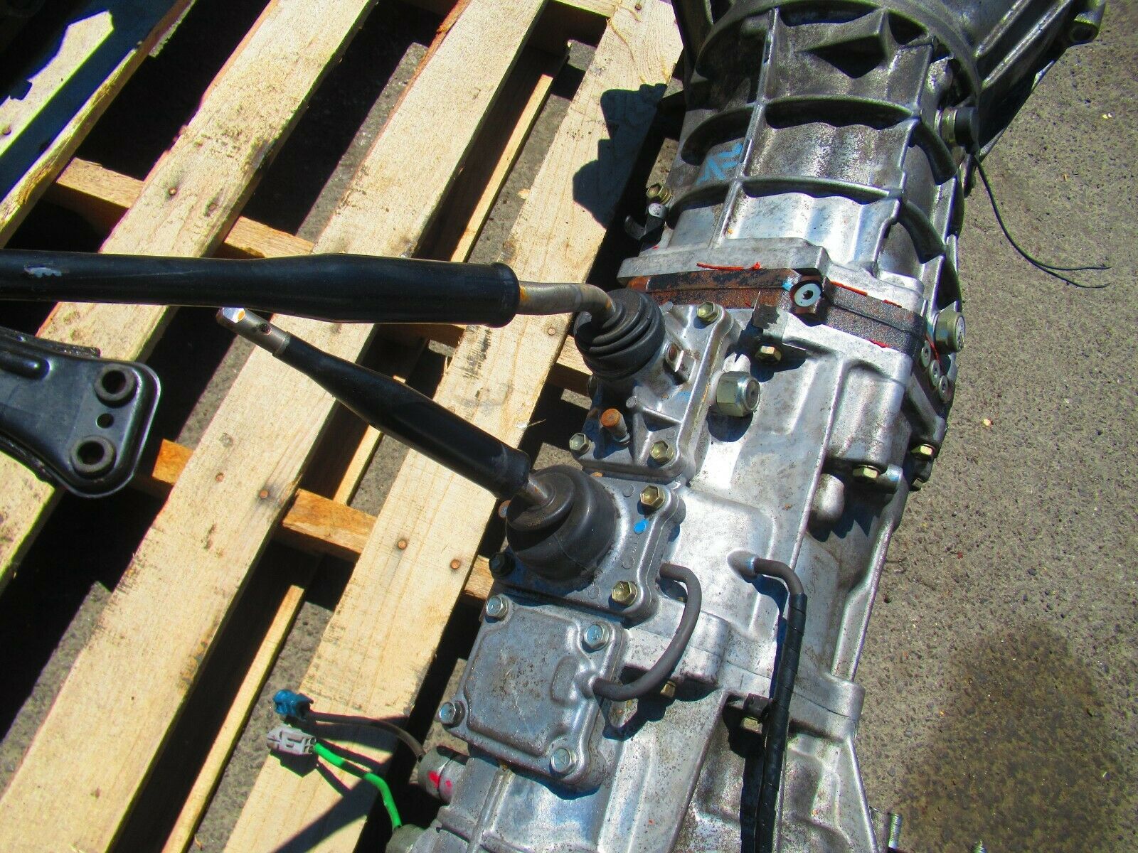 TOYOTA TACOMA HILUX SURF 2.4L DIESEL 2L-TE 2L 4X4 GEARBOX TRANSMISSION 2LTE 2L - Fresh Stock Dated February 2026