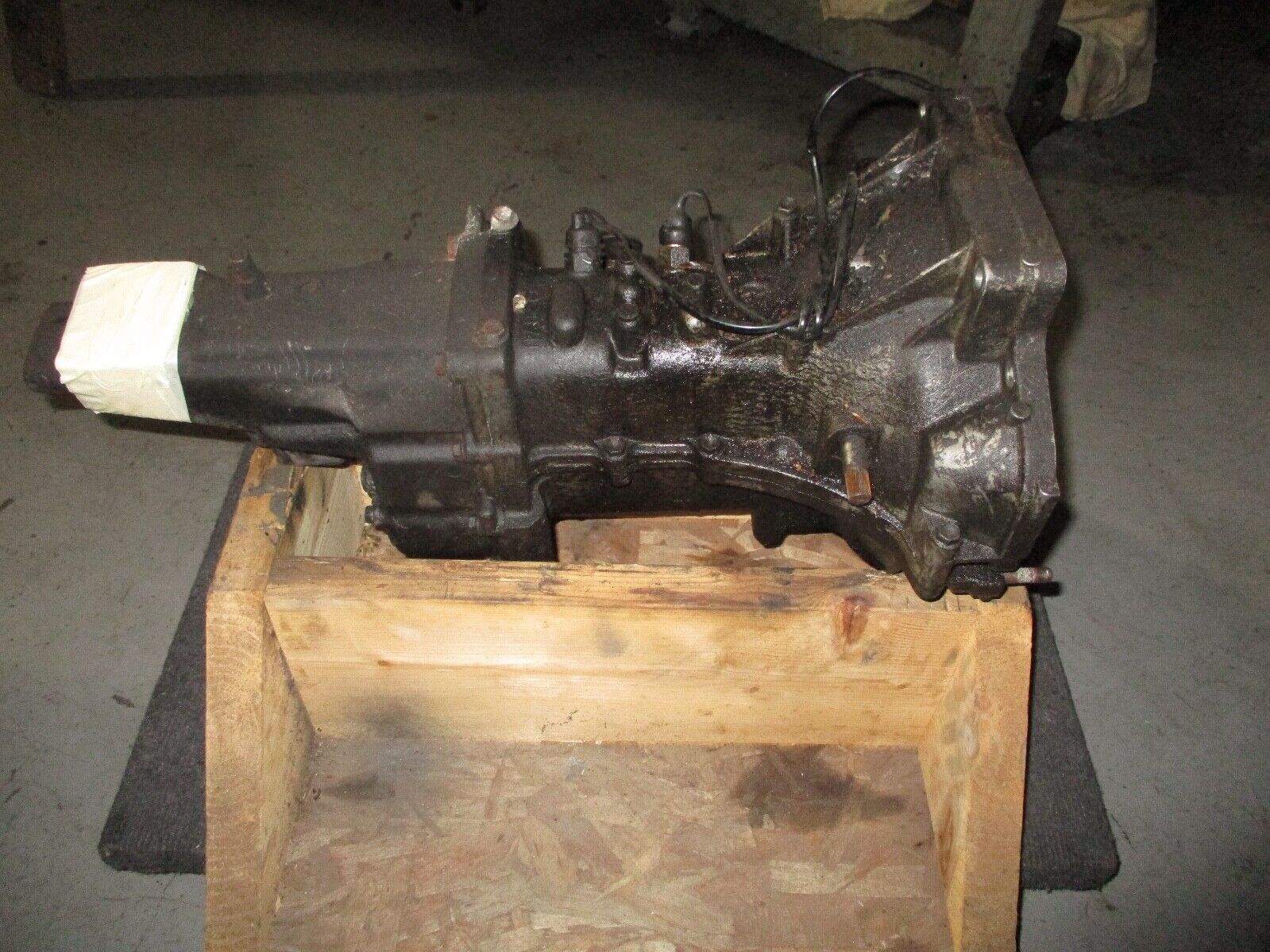 1994 SUZUKI SAMURAI TRANSMISSION - 72k Original Miles - Fits 85 - 95 Samurai - Fresh Stock Dated February 2026