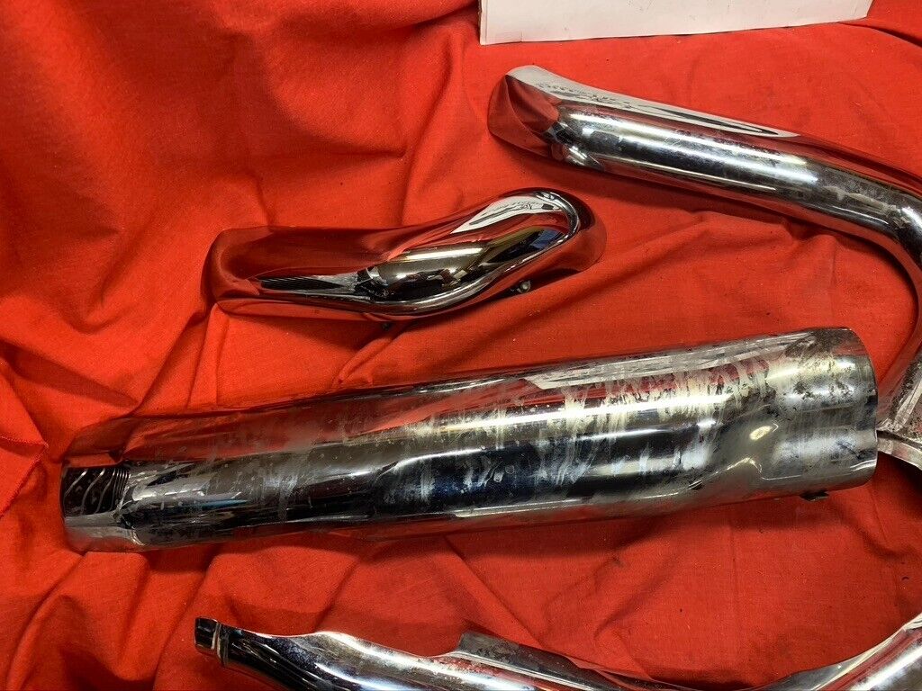 GENUINE HARLEY DAVIDSON TOURING CHROME MILWAUKEE EIGHT 8 EXHAUST HEAT SHIELDS - Fresh Stock Dated February 2026