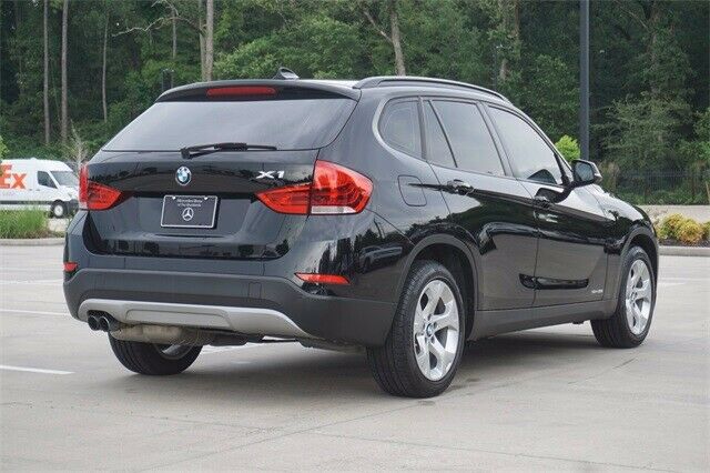 2015 BMW X1 sDrive28i - Fresh Stock Dated December 2025