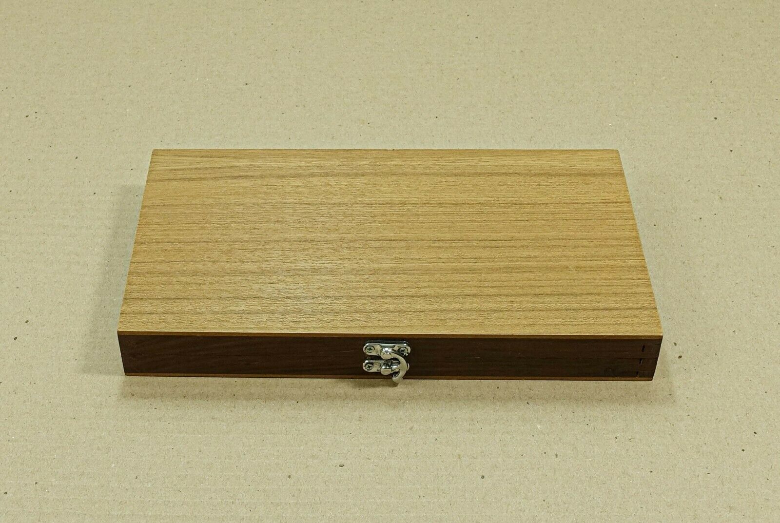 Set of 6 French Laguiole handle steak knives - Fresh Stock Dated December 2025