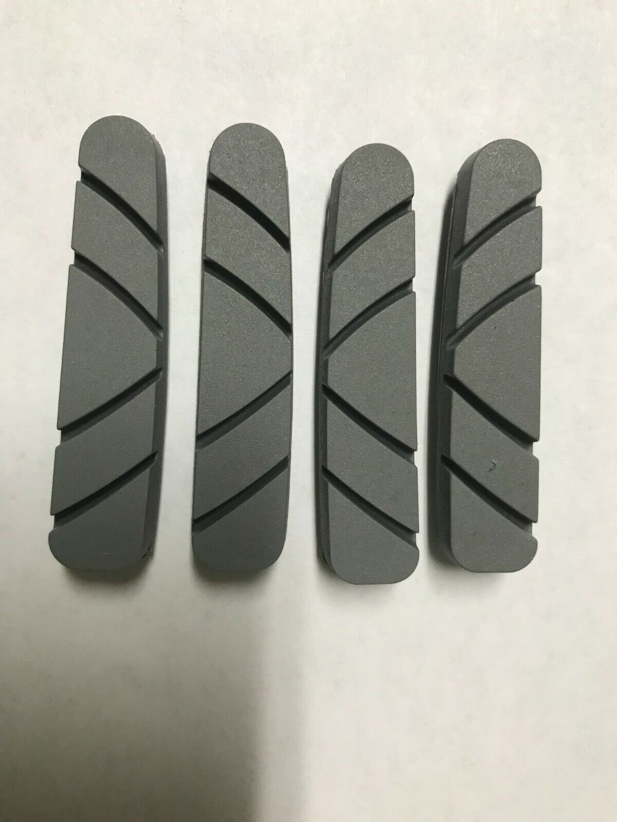 4x Carbon Brake Pads-Cork Compatible with SRAM  Shimano Wheel/Rim - Fresh Stock Dated February 2026