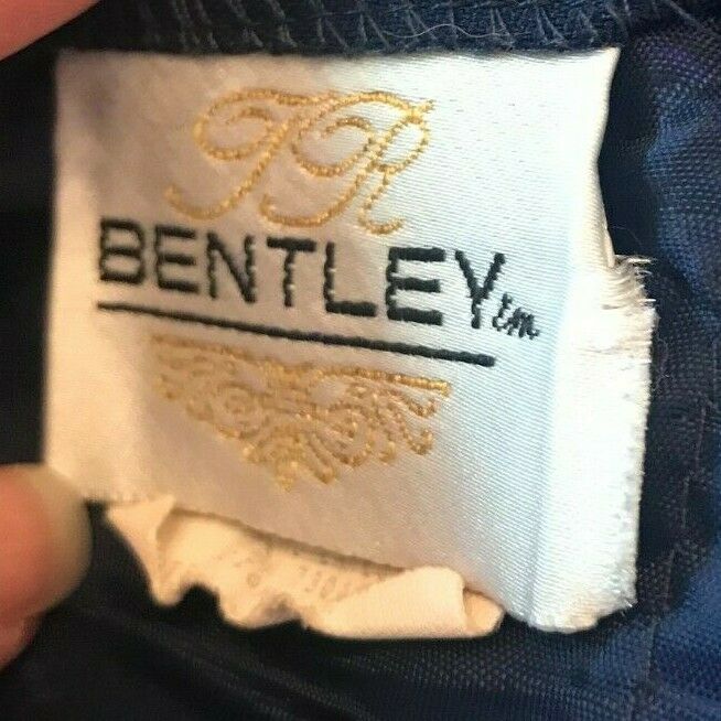 VINTAGE T.R. BENTLEY NAVY BLUE FULLY LINED BACK ZIP SKIRT KNEE LENGTH SZ 14 - Fresh Stock Dated March 2026