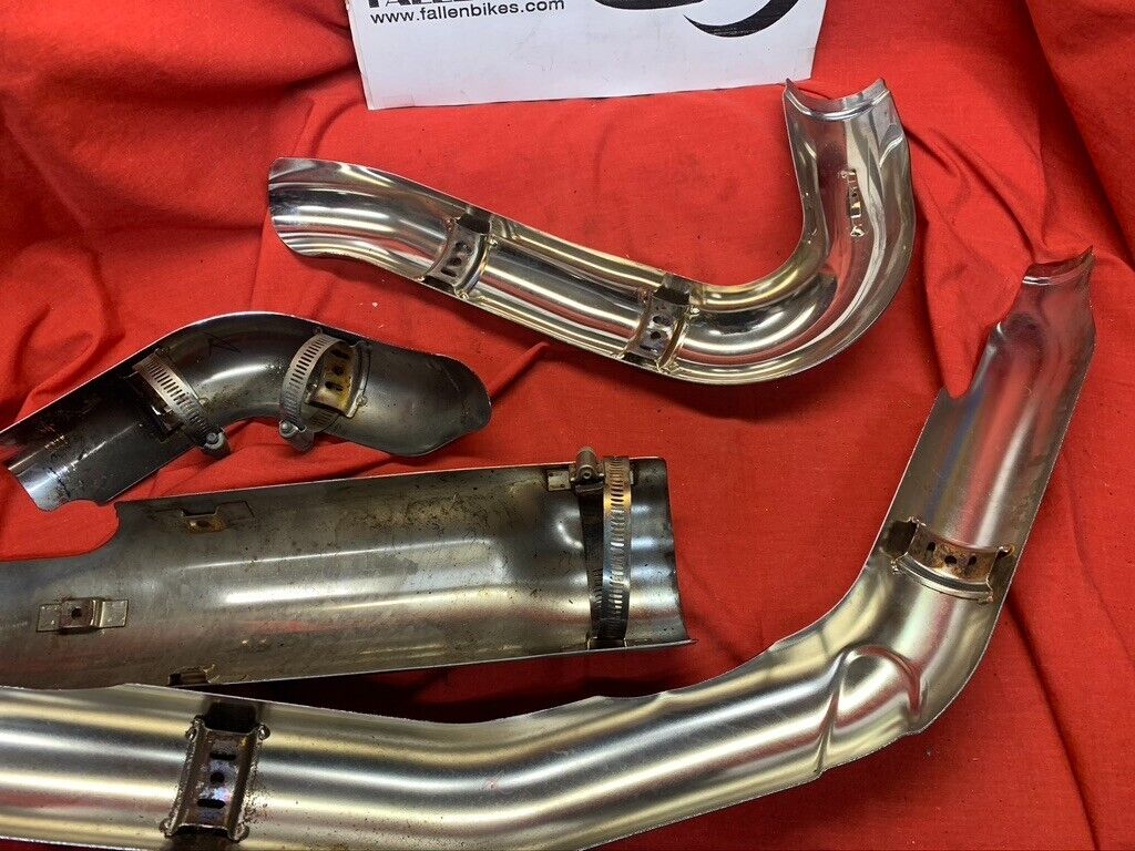 GENUINE HARLEY DAVIDSON TOURING CHROME MILWAUKEE EIGHT 8 EXHAUST HEAT SHIELDS - Fresh Stock Dated February 2026