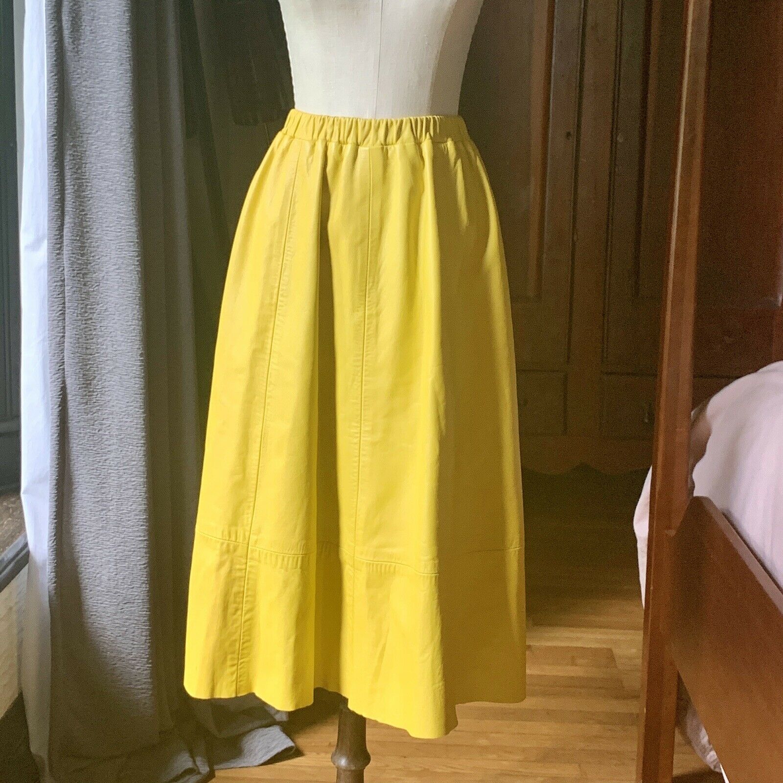 Vintage 1970's SIENA New York Mustard Leather HALSTON ERA Skirt SMALL - Fresh Stock Dated February 2026