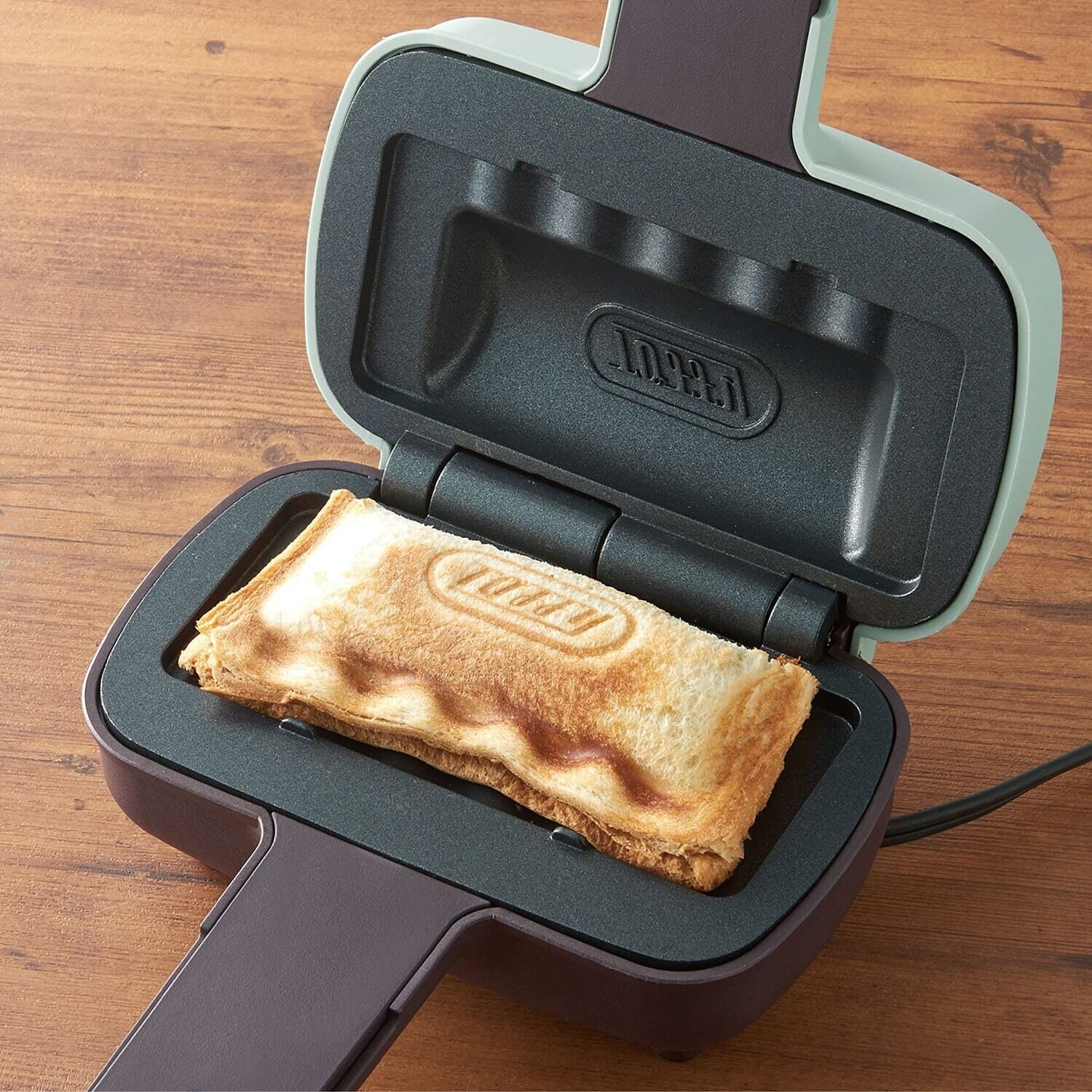 Toffy Ladonna K-HS3-AW Half Hot Sandwich Maker Ash White Color AC:100V Small - Fresh Stock Dated February 2026